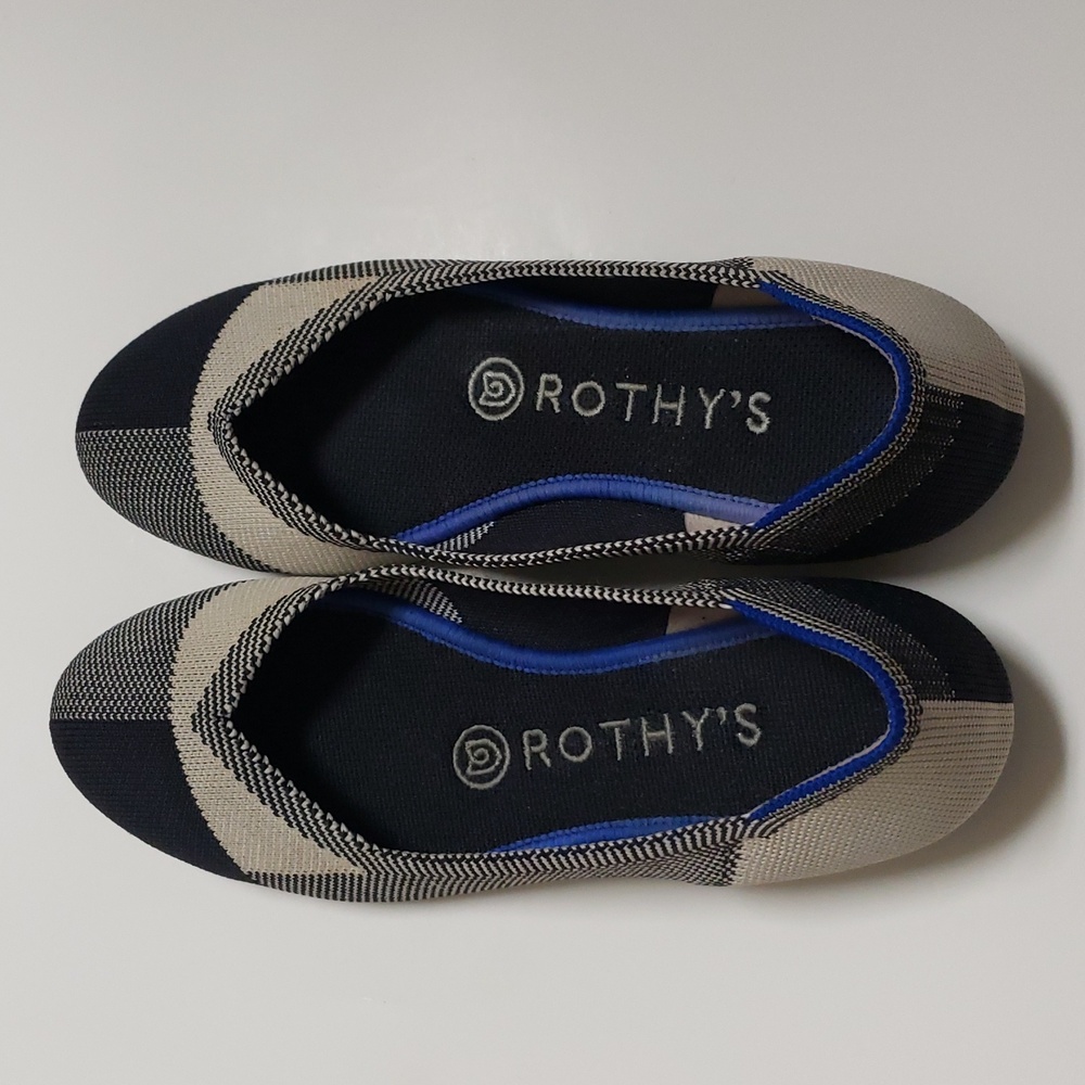 Ladies Rothy's Size 6 - Picture 4 of 14